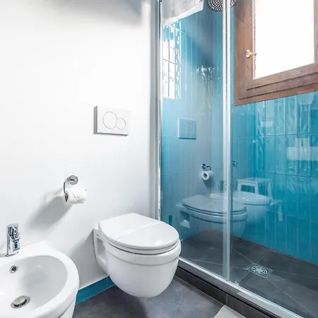 Bartoli Holidays, By Short Holidays Vendégház 3*