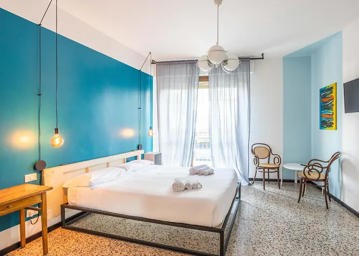 Bartoli Holidays, By Short Holidays 3* Bologna