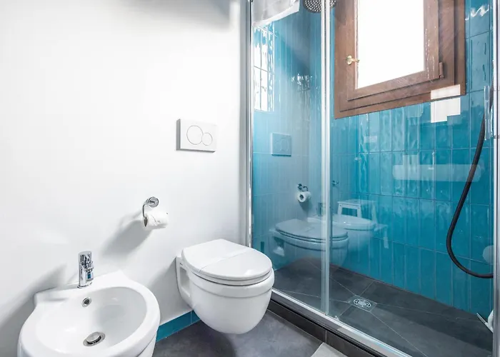 Bartoli Holidays, By Short Holidays Guest house 3*