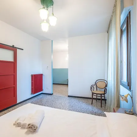 Bartoli Holidays, By Short Holidays