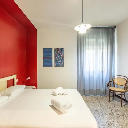 招待所 Bartoli Holidays, By Short Holidays